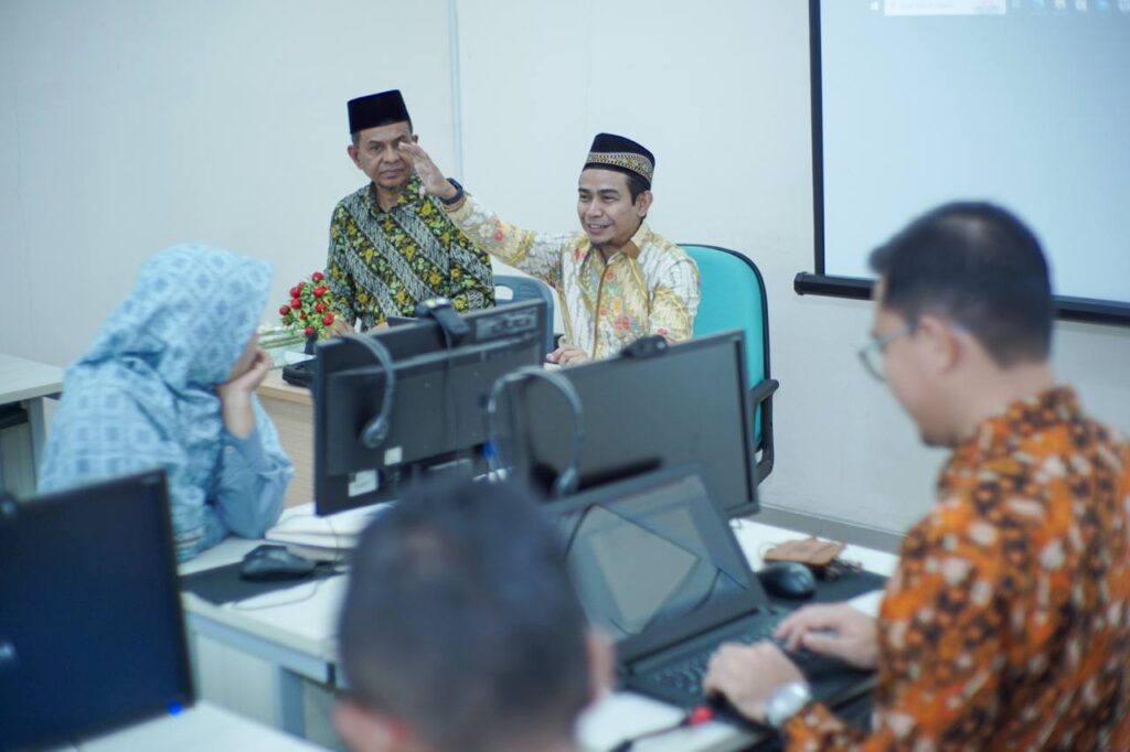 H. Hendry Munief Hadiri Rapat Panitia Pembangunan Masjid Al-Fikri